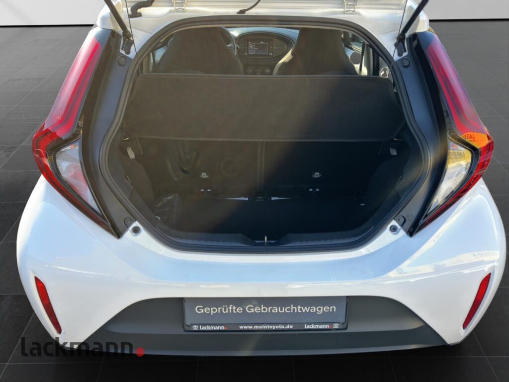 Toyota Aygo X Exposé-Bild 7