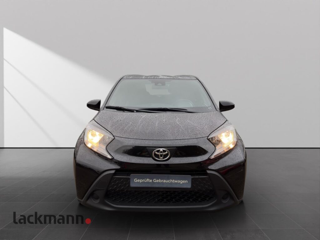 Toyota Aygo X Exposé-Bild 2