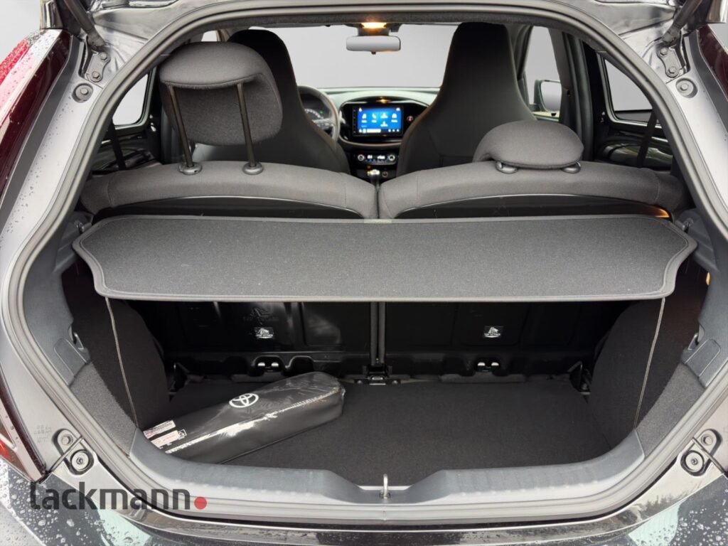 Toyota Aygo X Exposé-Bild 7