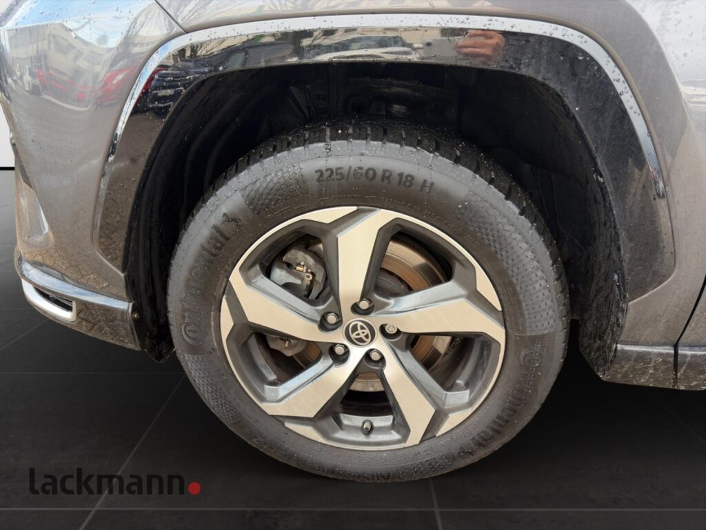 Toyota RAV 4 Exposé-Bild 11