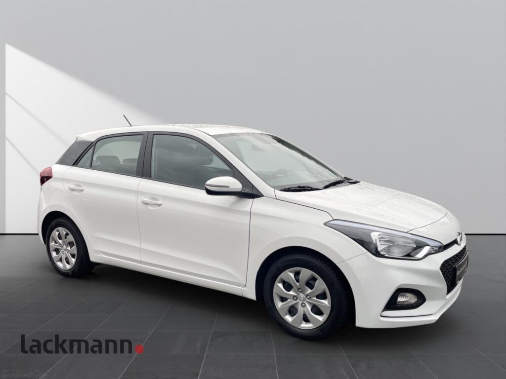 Hyundai i20 Exposé-Bild 3