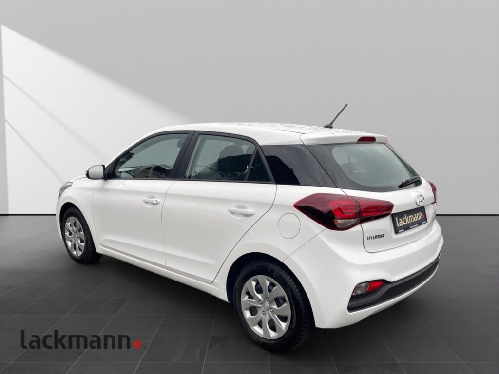 Hyundai i20 Exposé-Bild 5