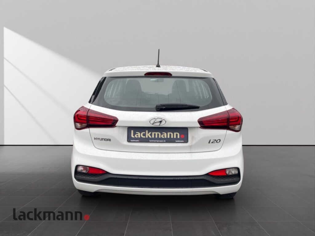 Hyundai i20 Exposé-Bild 6