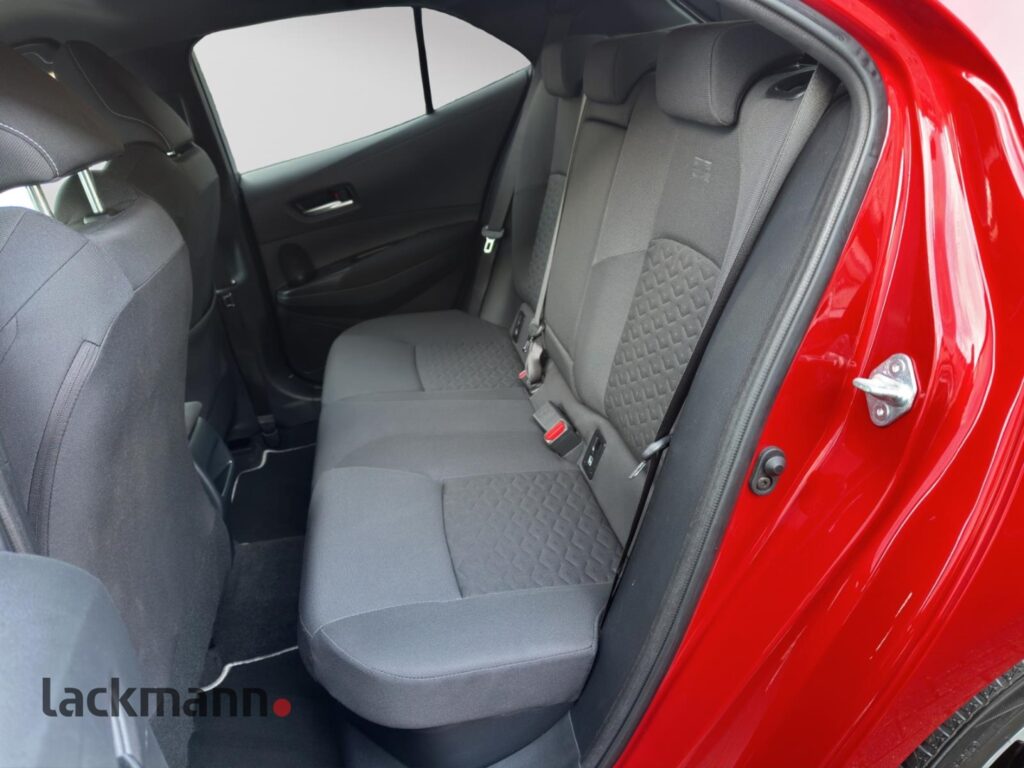 Toyota Corolla Exposé-Bild 9