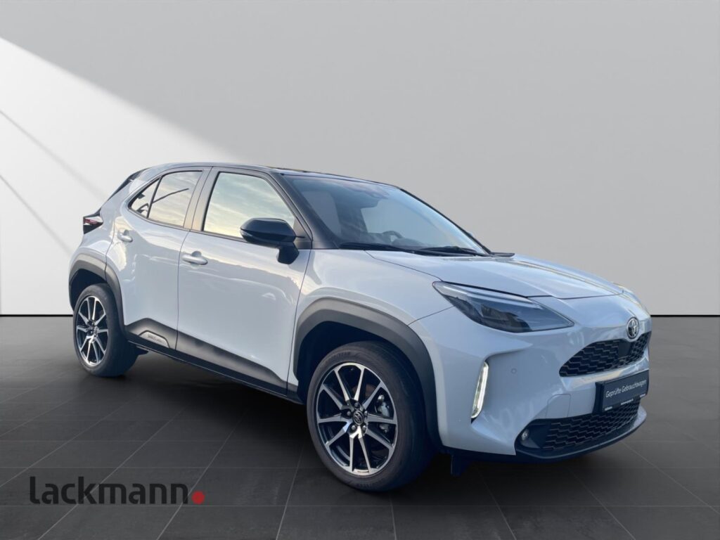 Toyota Yaris Cross Exposé-Bild 3