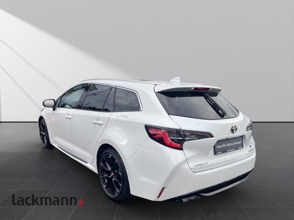 Toyota Corolla Exposé-Bild 4