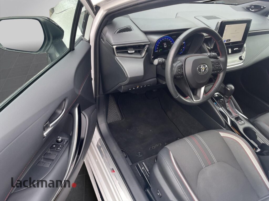 Toyota Corolla Exposé-Bild 13
