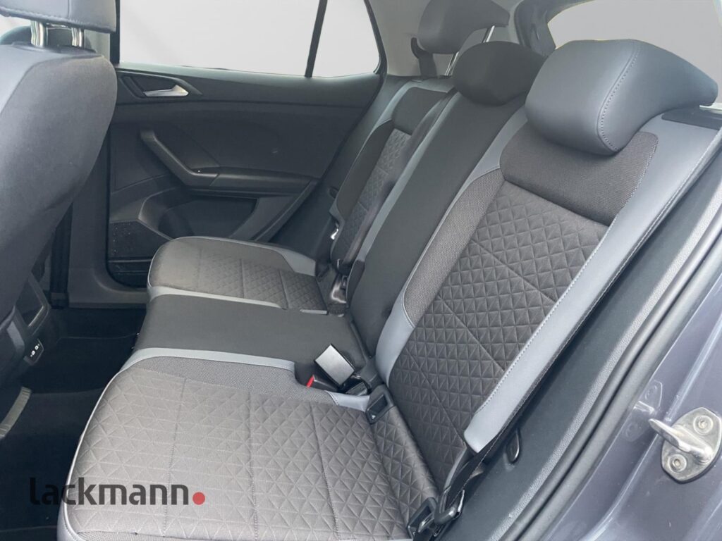 VW T-Cross Exposé-Bild 8