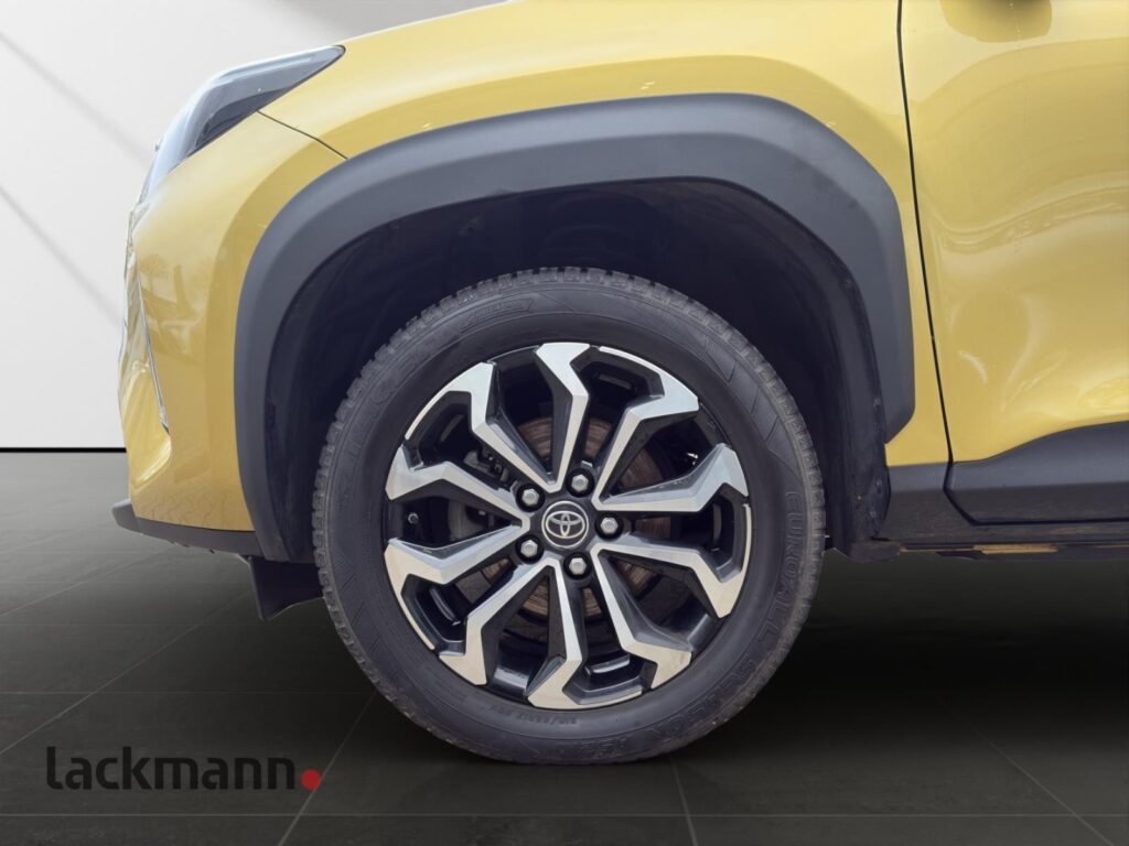 Toyota Yaris Cross Exposé-Bild 11