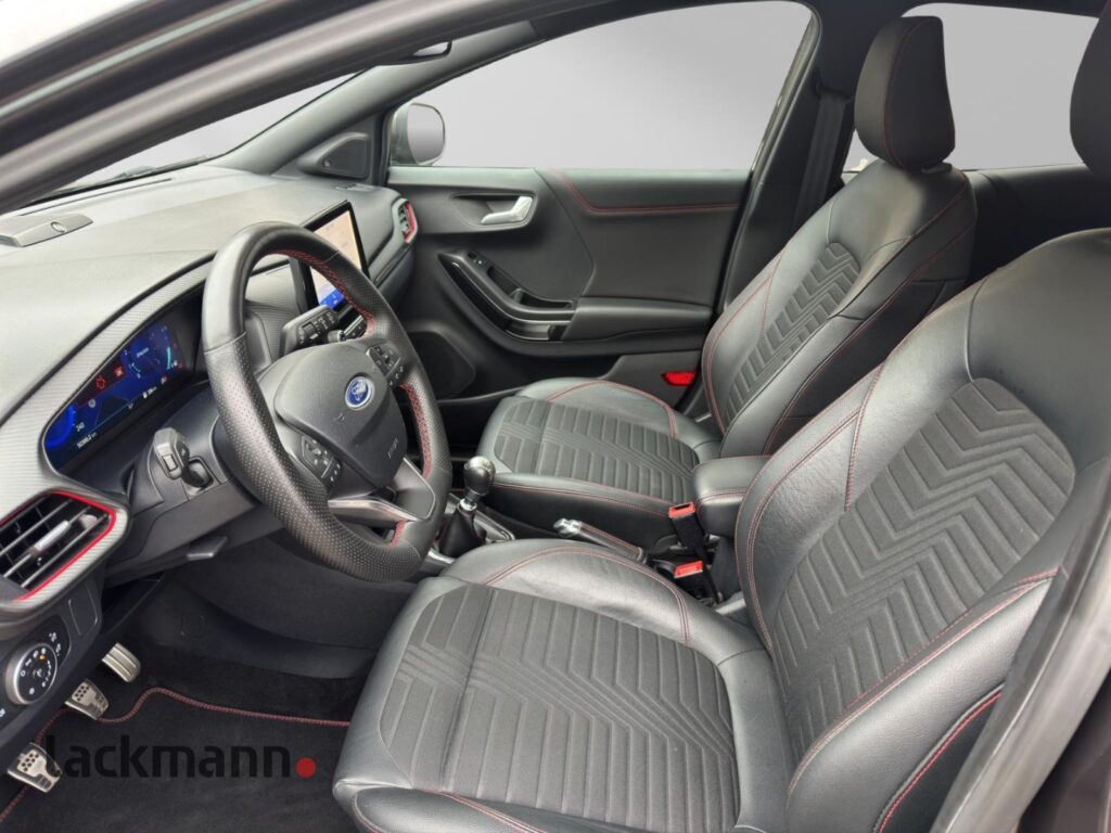 Ford Puma Exposé-Bild 8