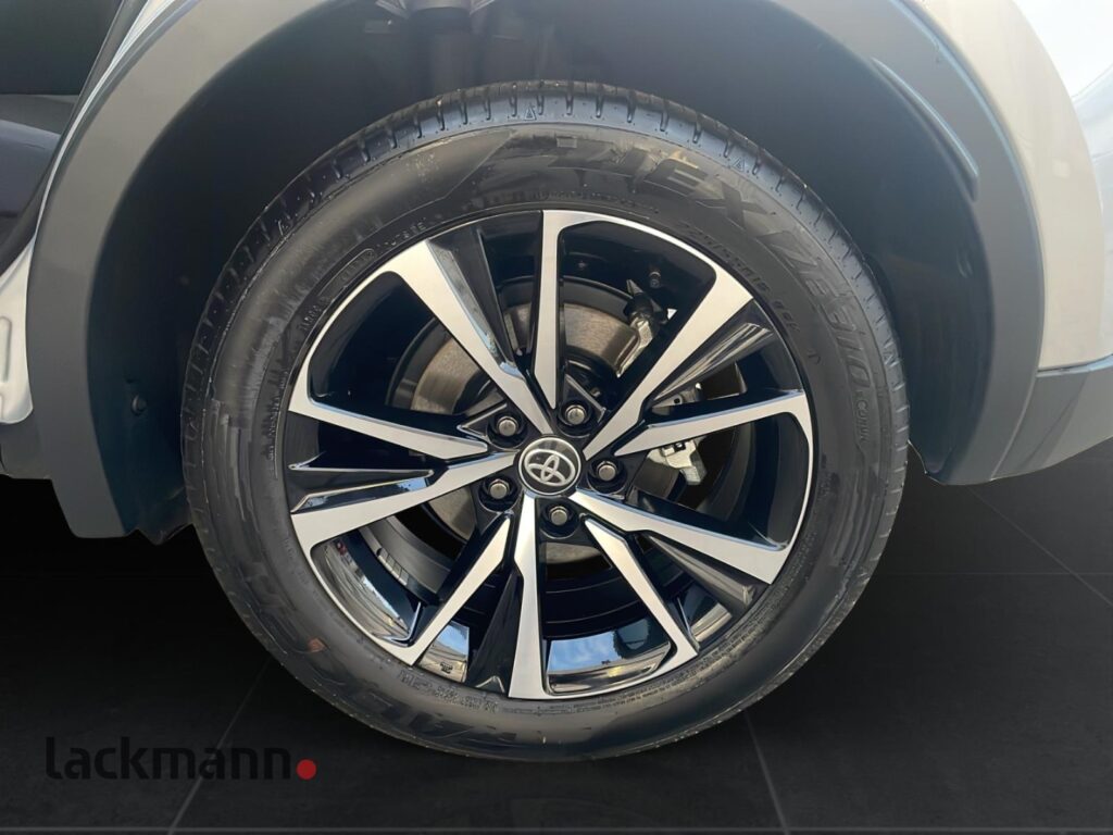 Toyota C-HR Exposé-Bild 9