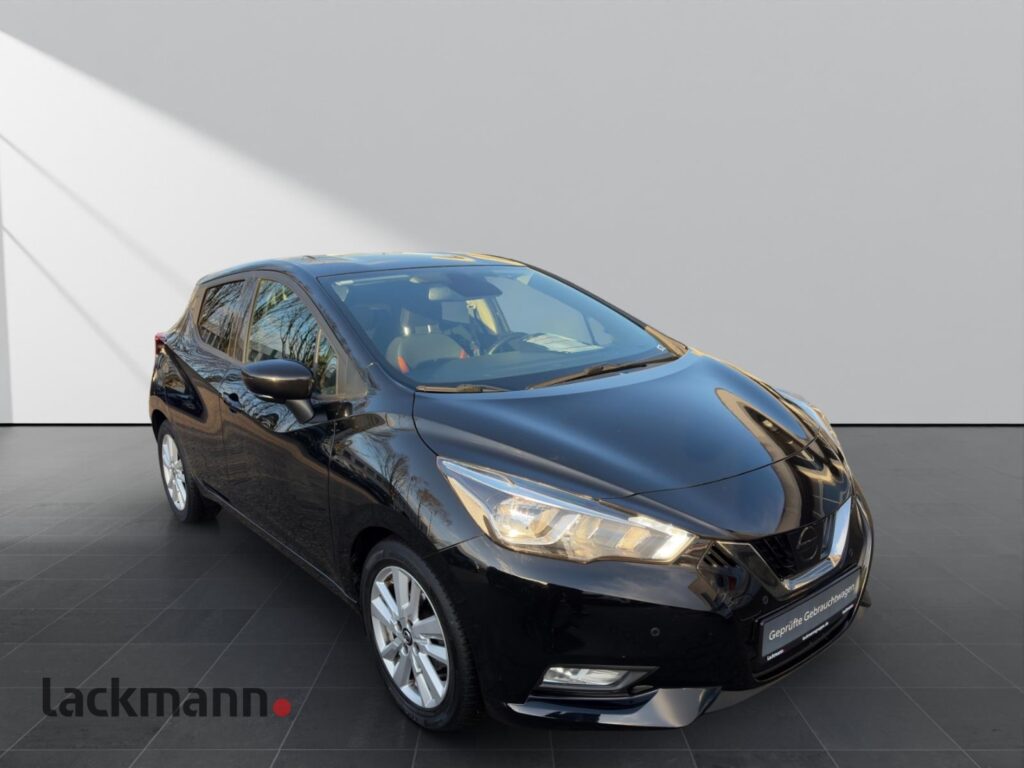 Nissan Micra Exposé-Bild 3