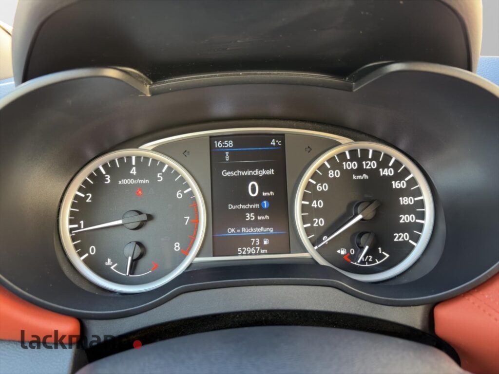 Nissan Micra Exposé-Bild 14