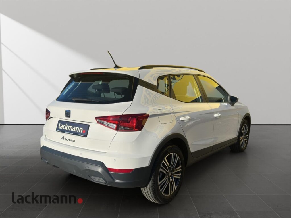 Seat Arona Exposé-Bild 4
