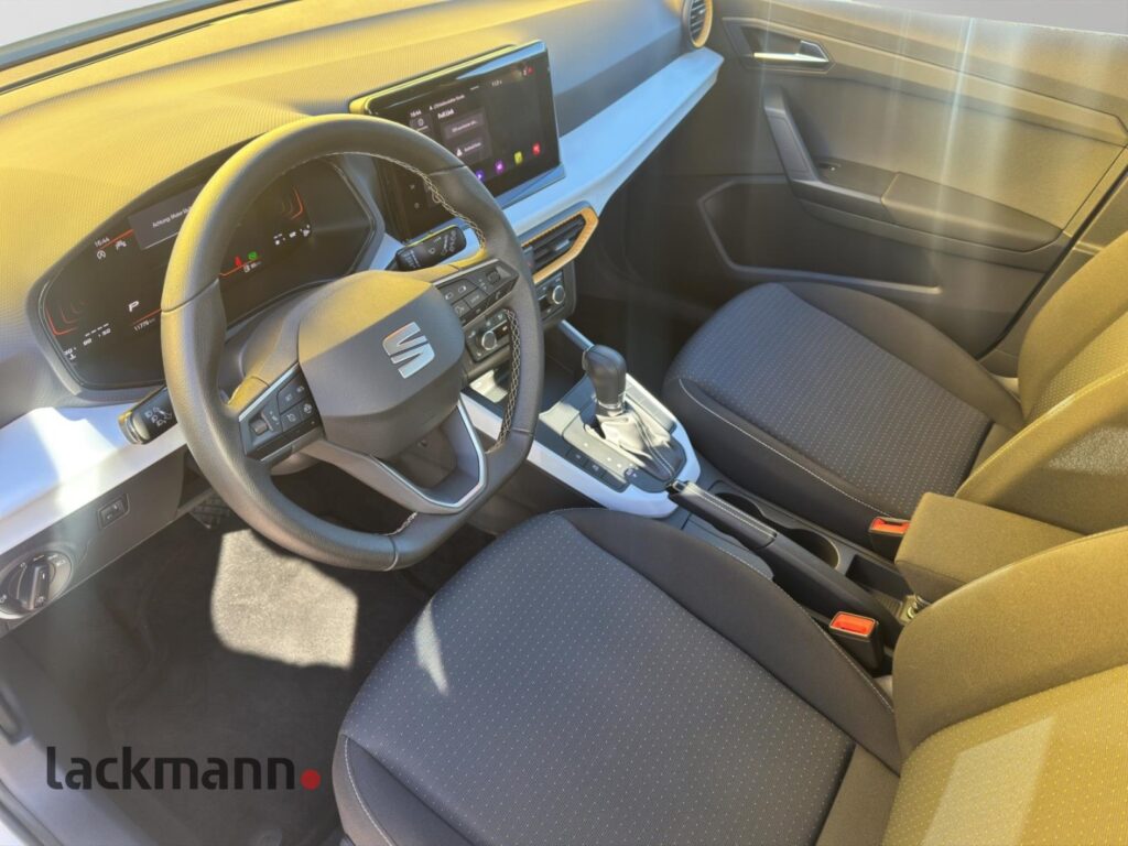 Seat Arona Exposé-Bild 8