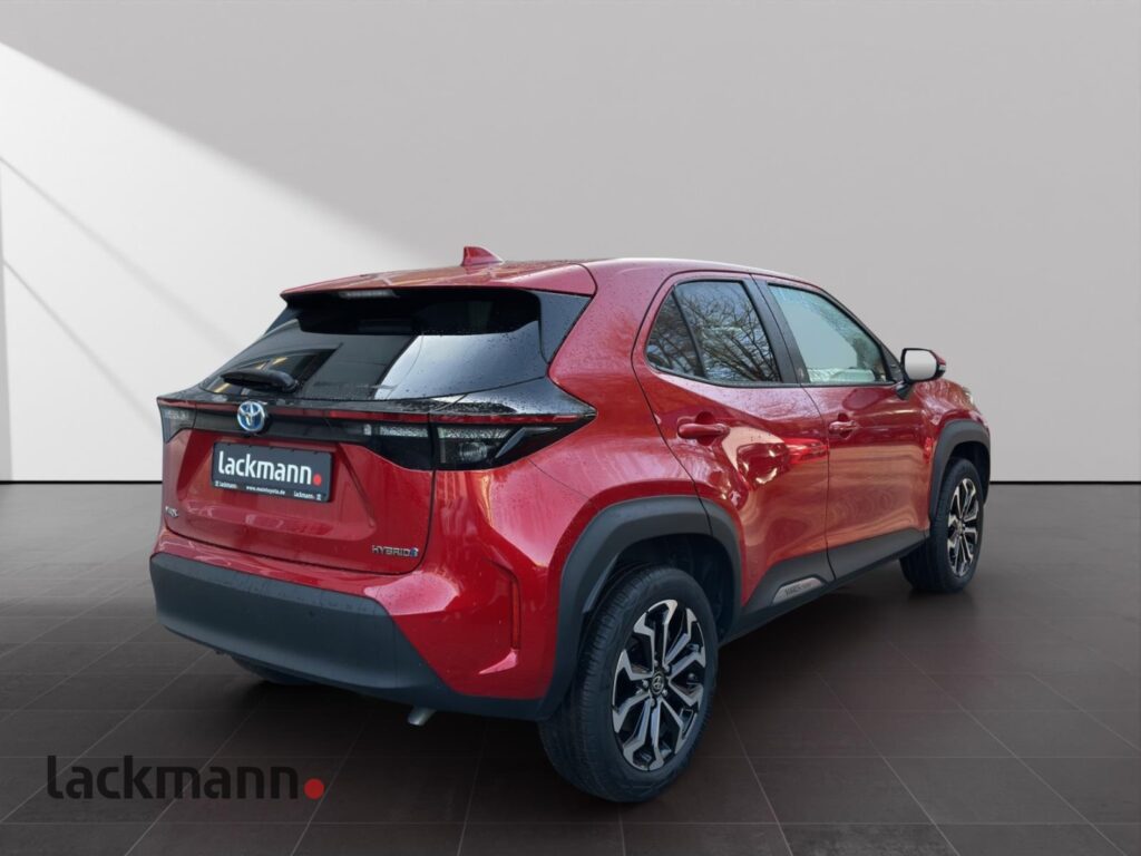 Toyota Yaris Cross Exposé-Bild 4