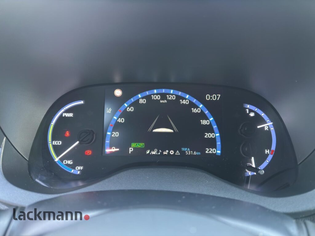 Toyota Yaris Cross Exposé-Bild 14