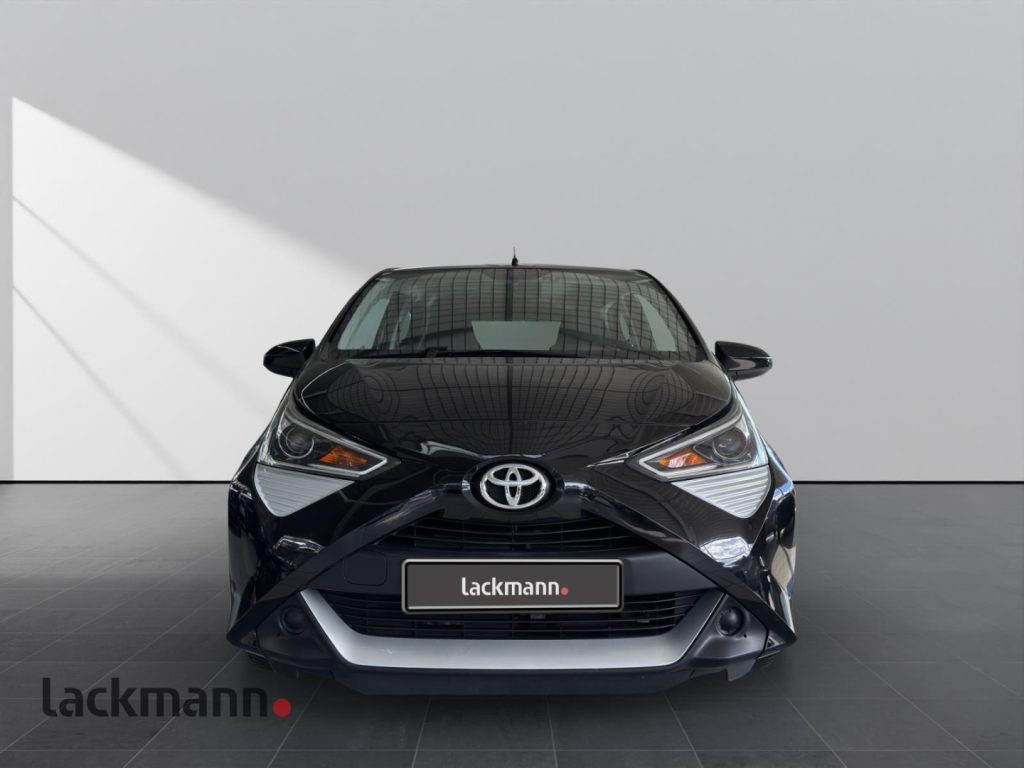 Toyota Aygo Exposé-Bild 3
