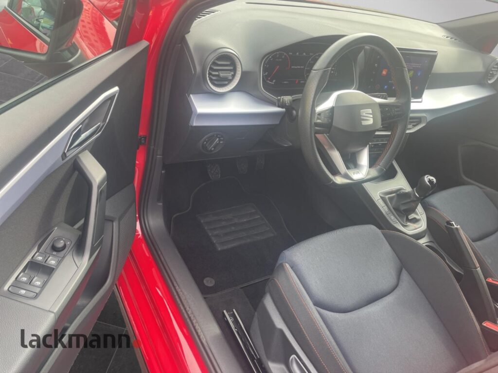 Seat Ibiza Exposé-Bild 12