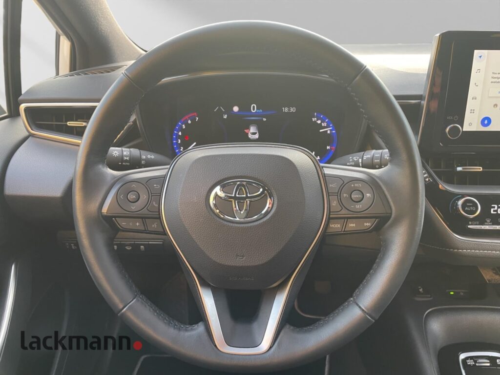 Toyota Corolla Exposé-Bild 10