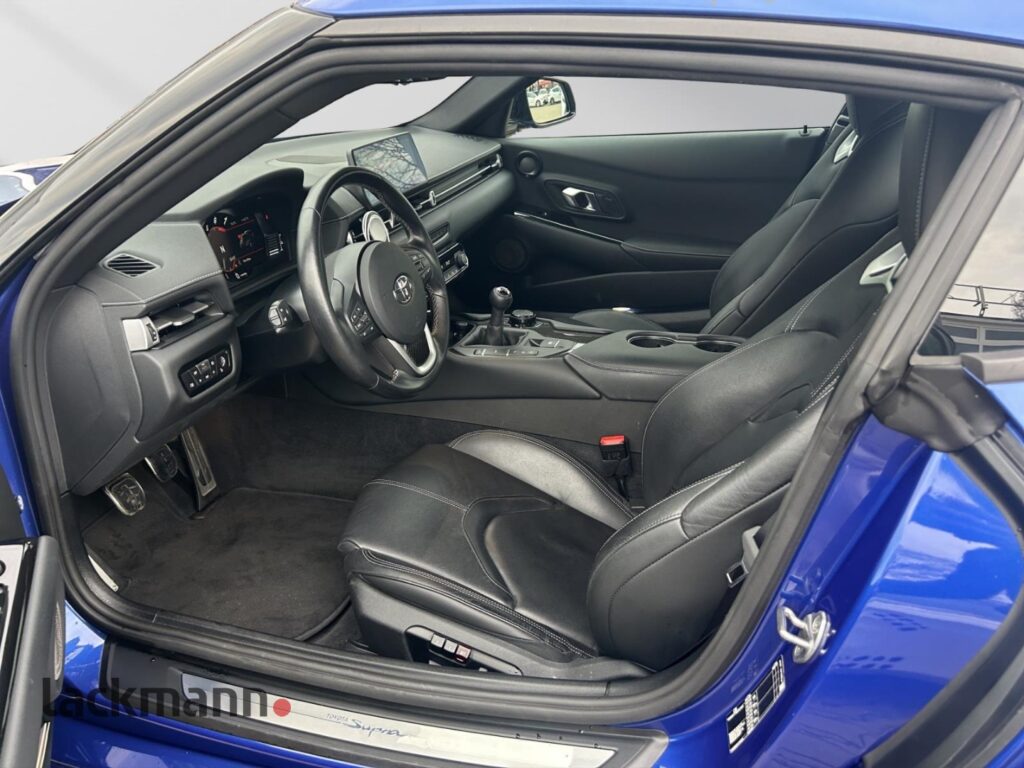 Toyota Supra Exposé-Bild 8