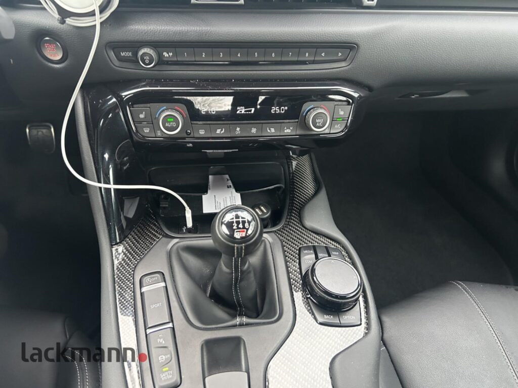 Toyota Supra Exposé-Bild 13