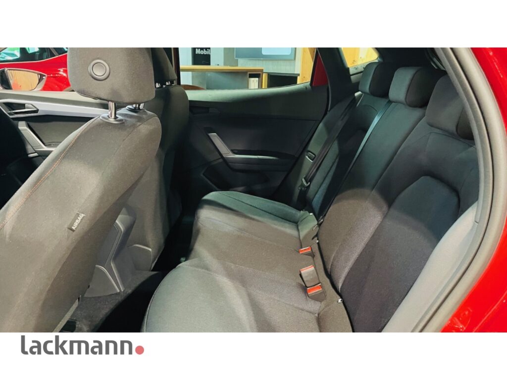 Seat Ibiza Exposé-Bild 8