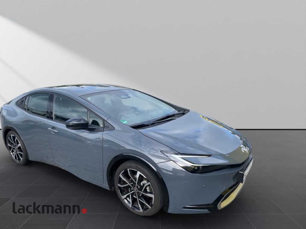 Toyota Prius Exposé-Bild 3