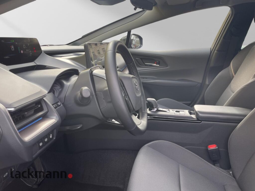 Toyota Prius Exposé-Bild 7