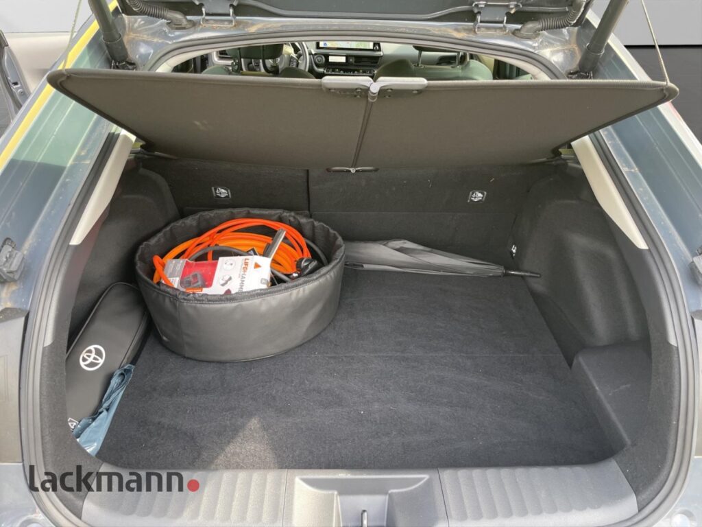 Toyota Prius Exposé-Bild 12