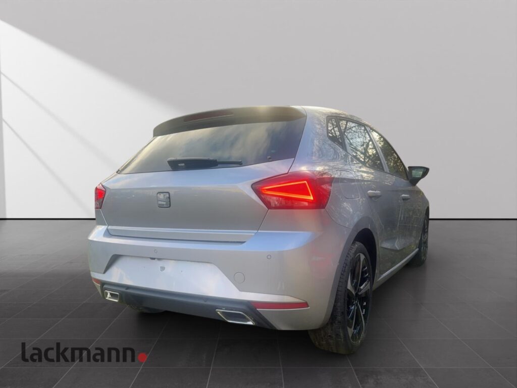Seat Ibiza Exposé-Bild 5