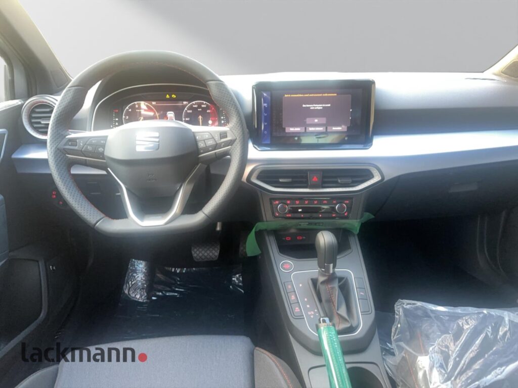 Seat Ibiza Exposé-Bild 8