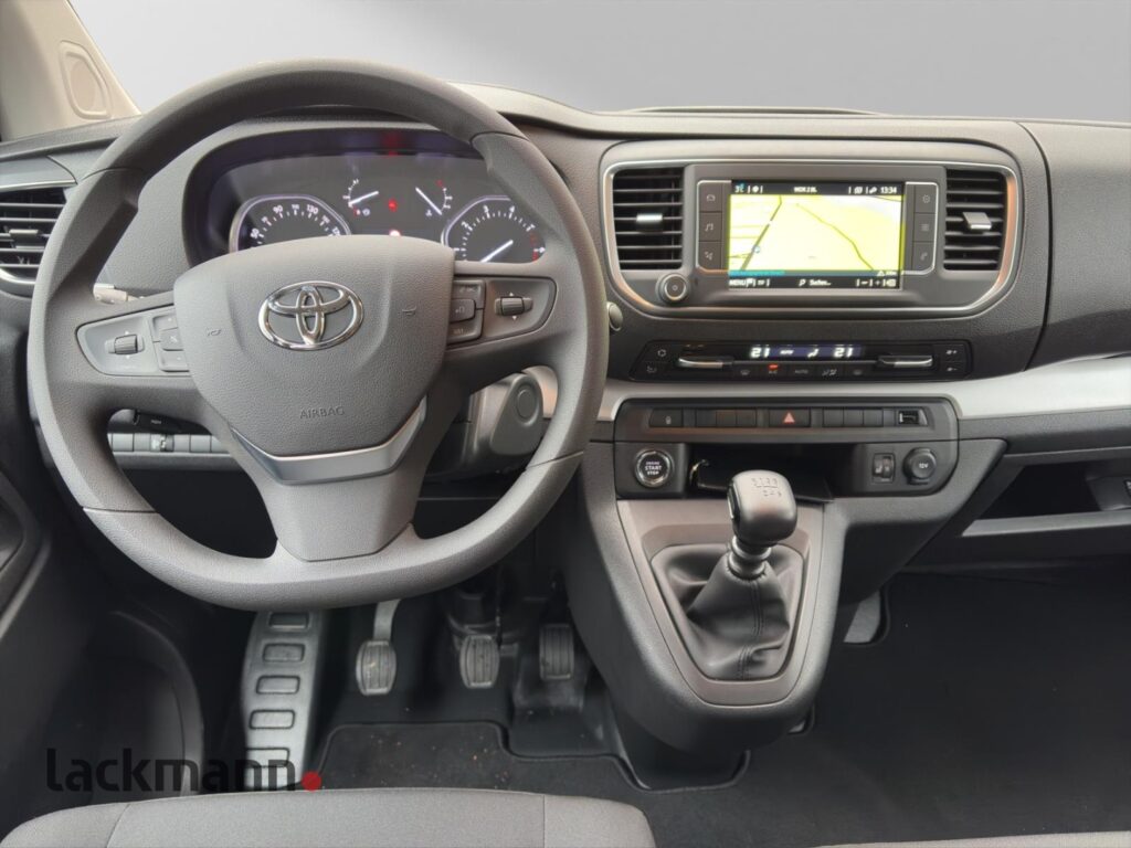 Toyota Proace Exposé-Bild 8