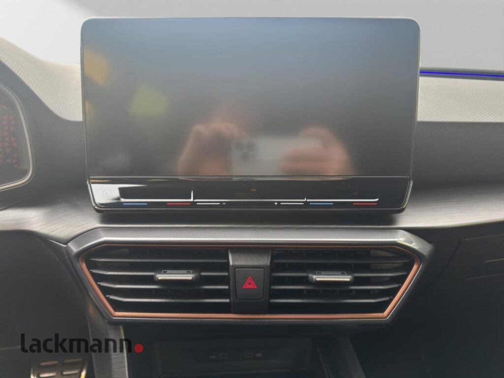 Cupra Leon Exposé-Bild 10