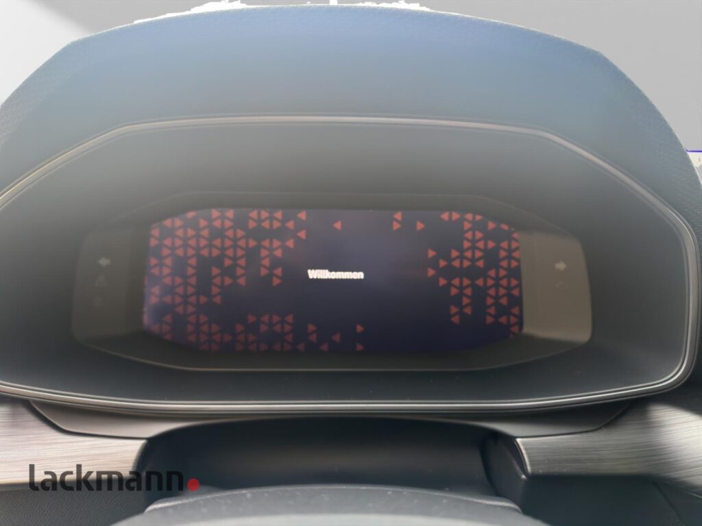 Cupra Leon Exposé-Bild 11