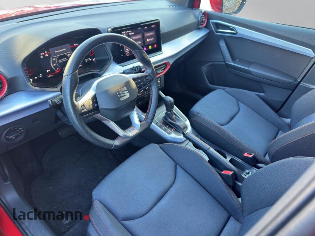 Seat Arona Exposé-Bild 8