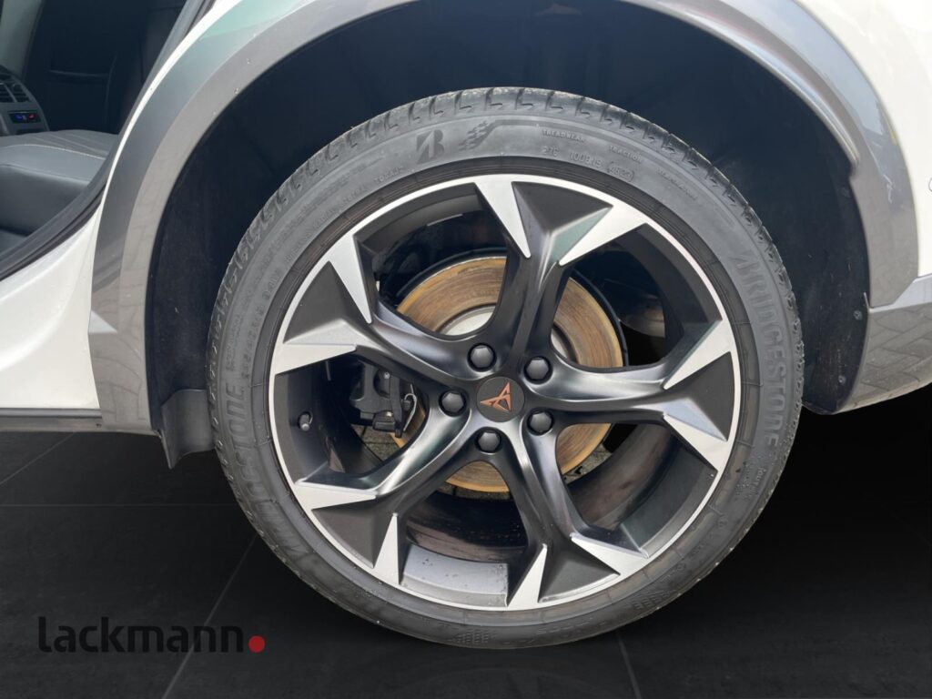 Cupra Formentor Exposé-Bild 11