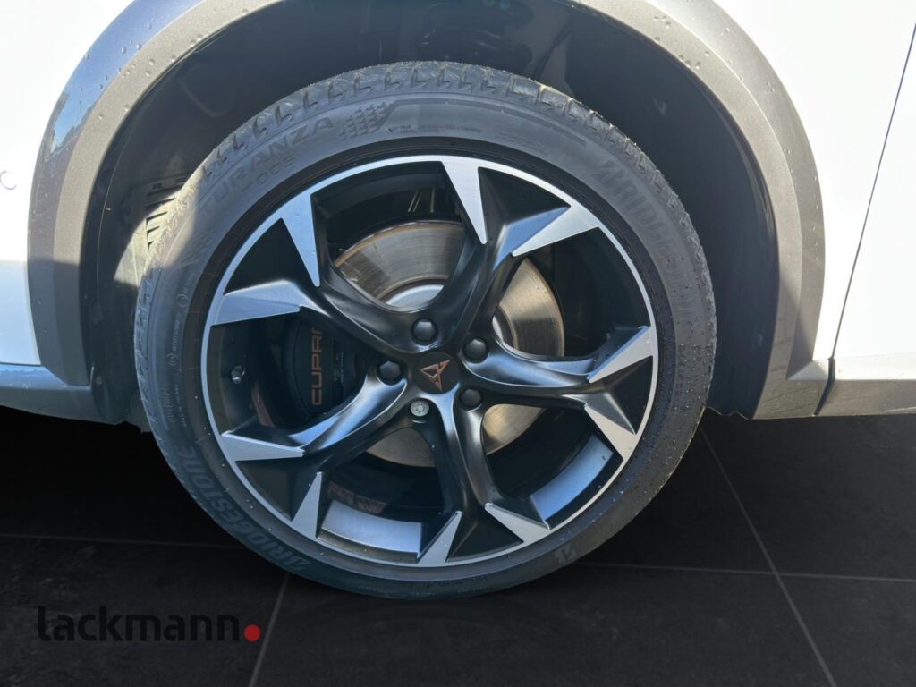 Cupra Formentor Exposé-Bild 11