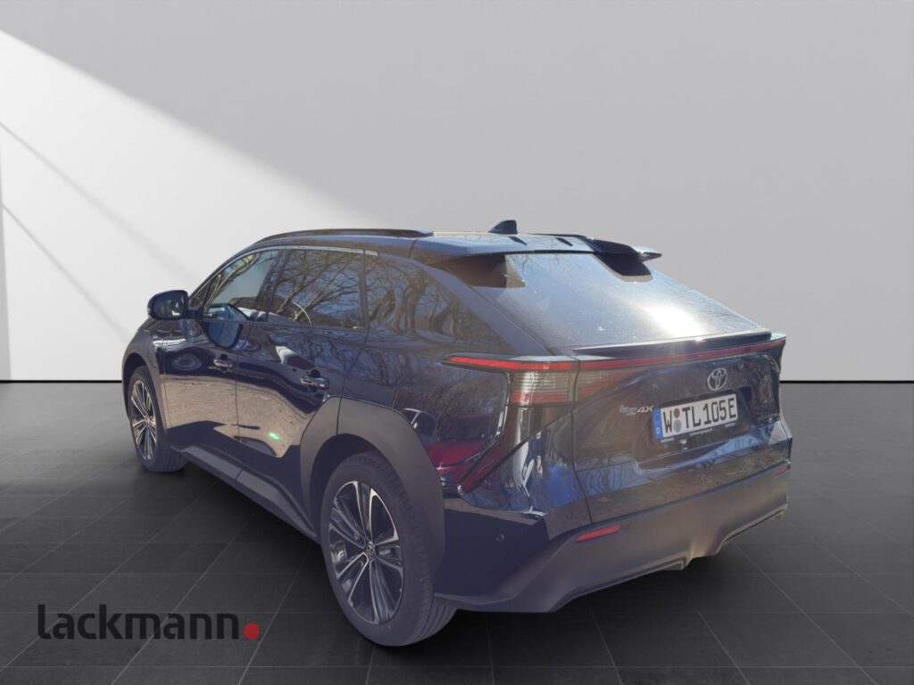 Toyota bz4X Exposé-Bild 6