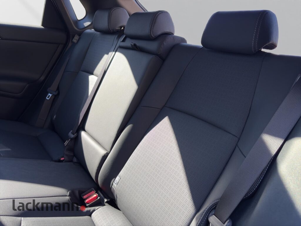 Toyota bz4X Exposé-Bild 10