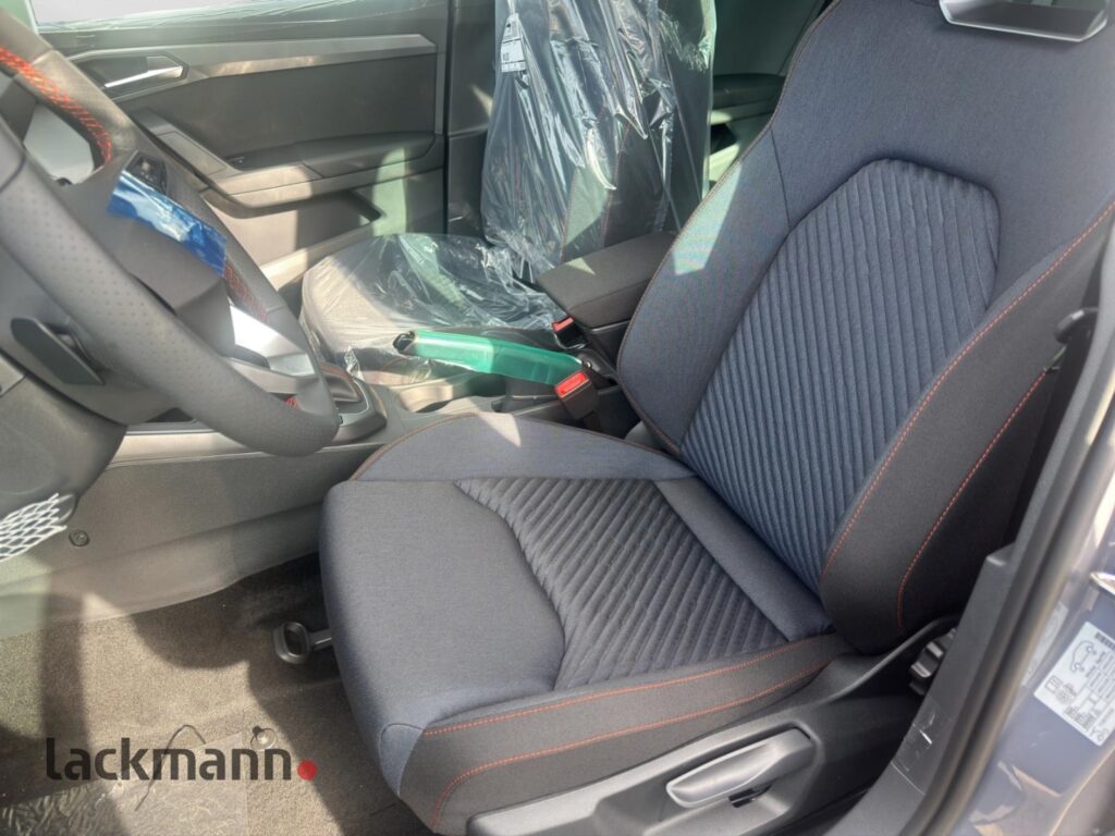 Seat Arona Exposé-Bild 8