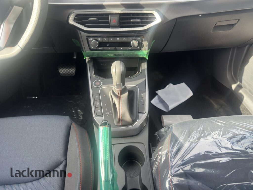 Seat Arona Exposé-Bild 12