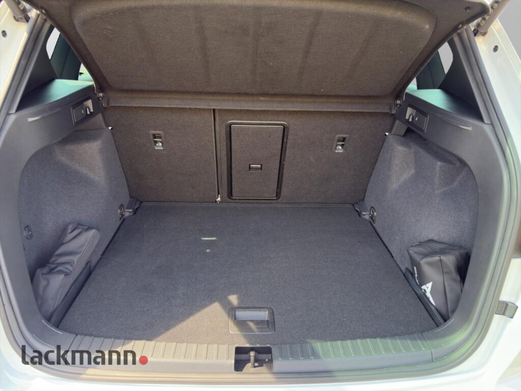 Cupra Ateca Exposé-Bild 7