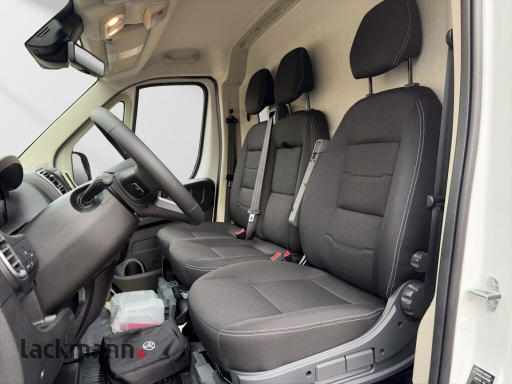 Toyota Proace Max Exposé-Bild 8