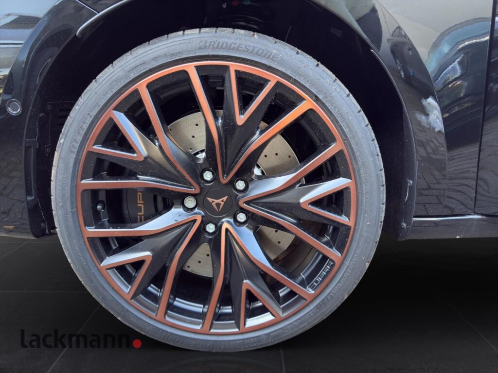 Cupra Leon Exposé-Bild 11
