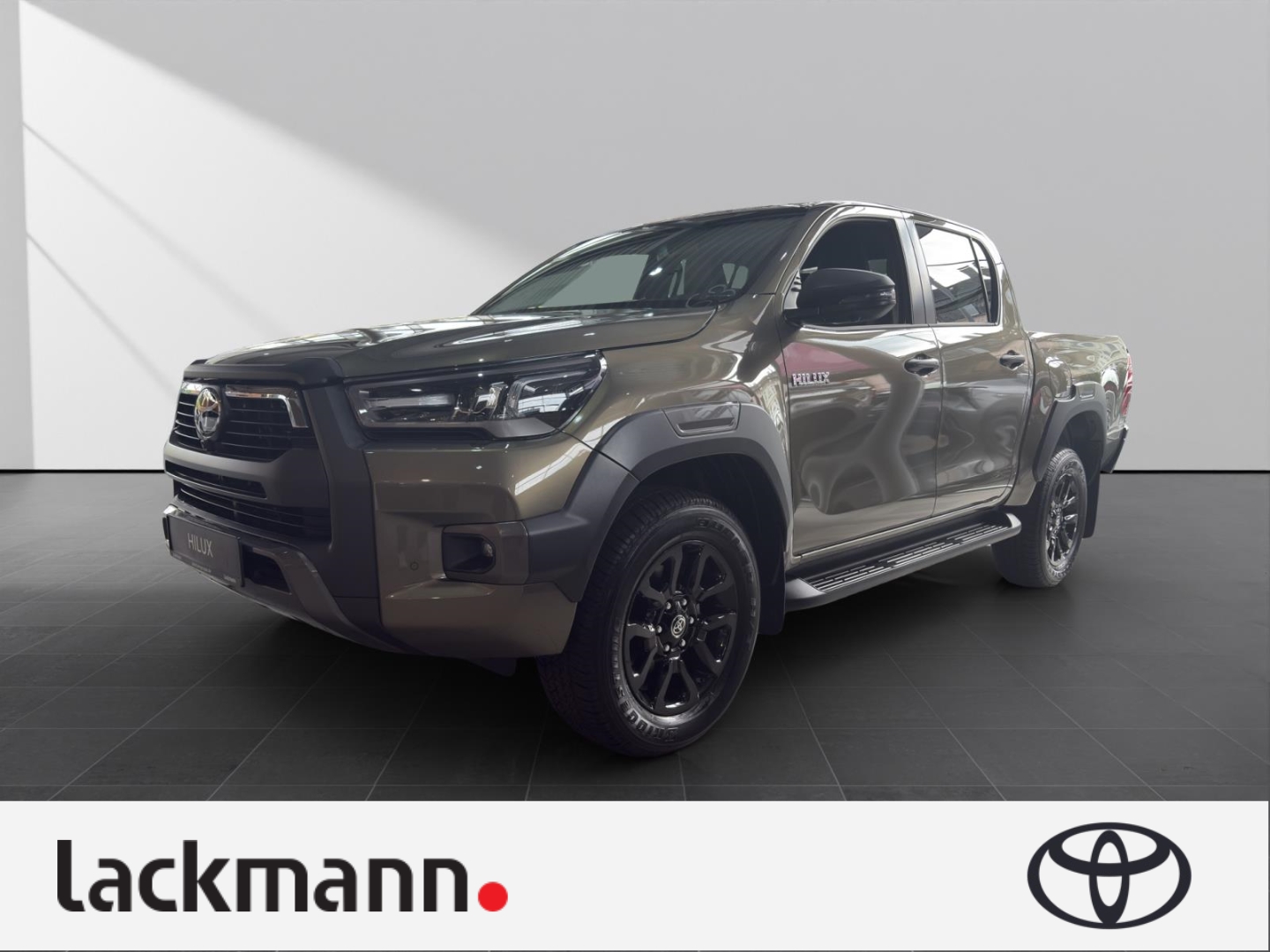 Toyota Hilux Exposé-Bild 1