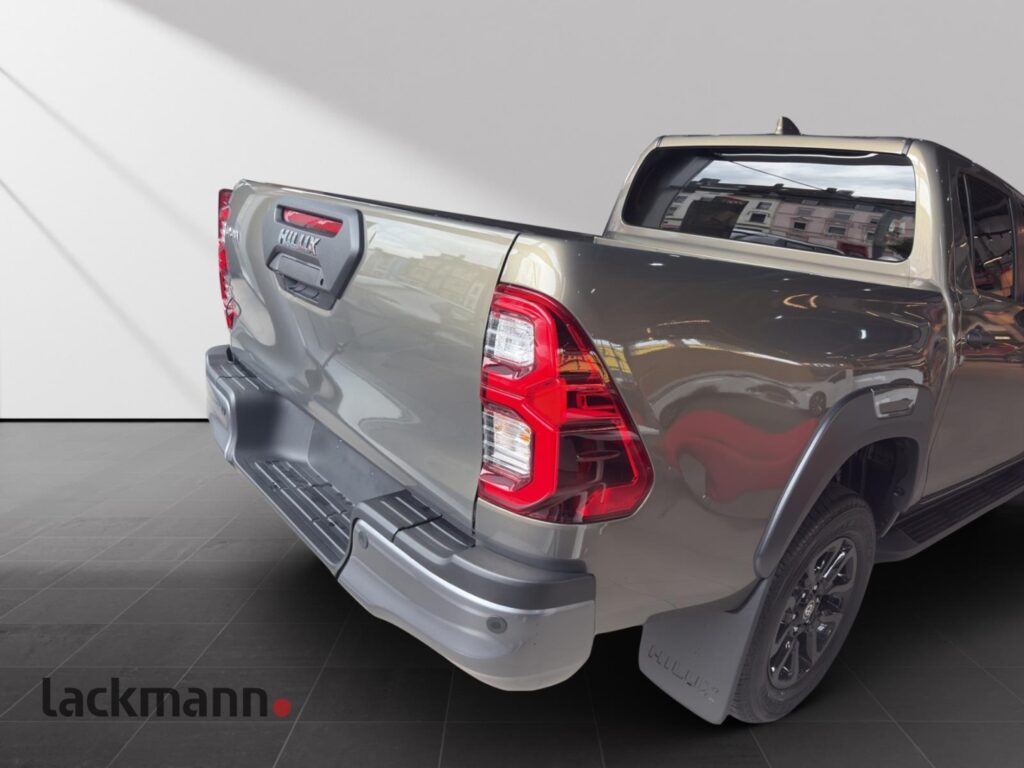 Toyota Hilux Exposé-Bild 4