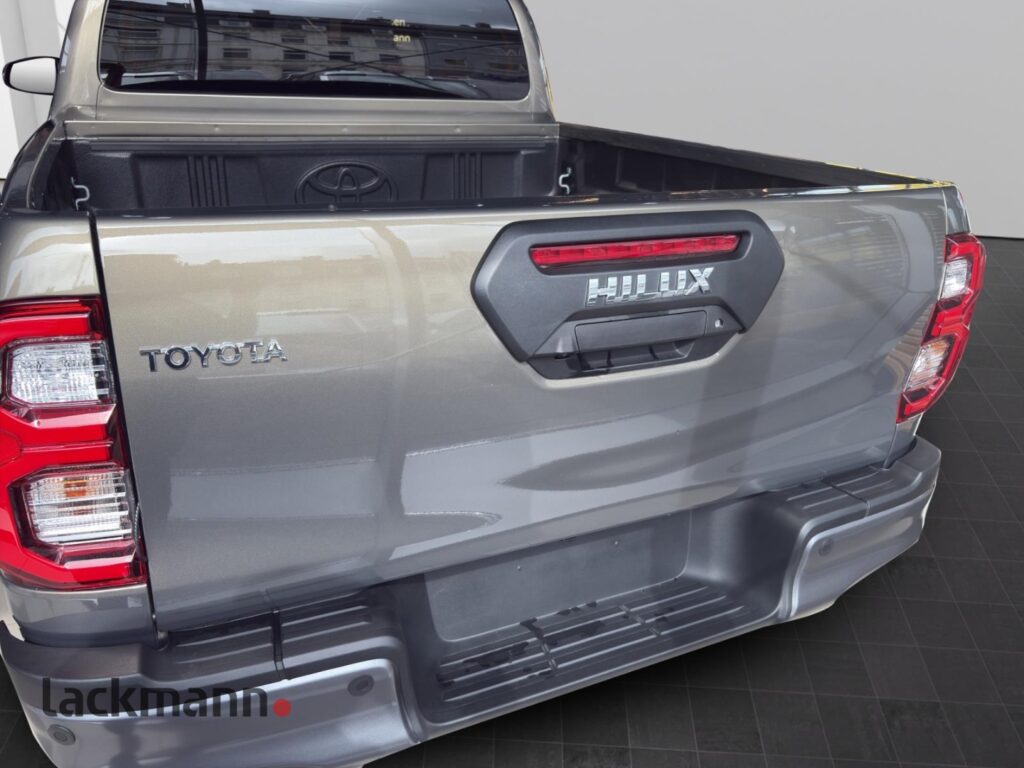 Toyota Hilux Exposé-Bild 6