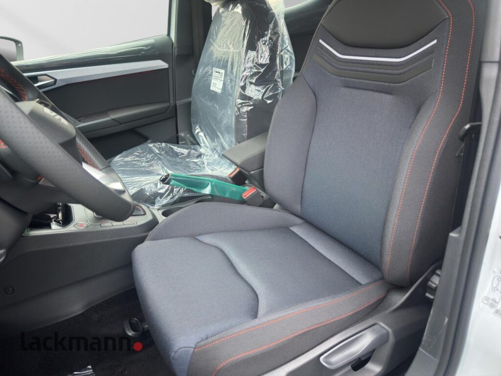 Seat Ibiza Exposé-Bild 8