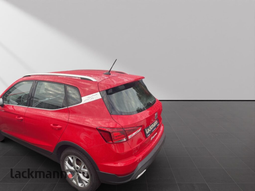 Seat Arona Exposé-Bild 5